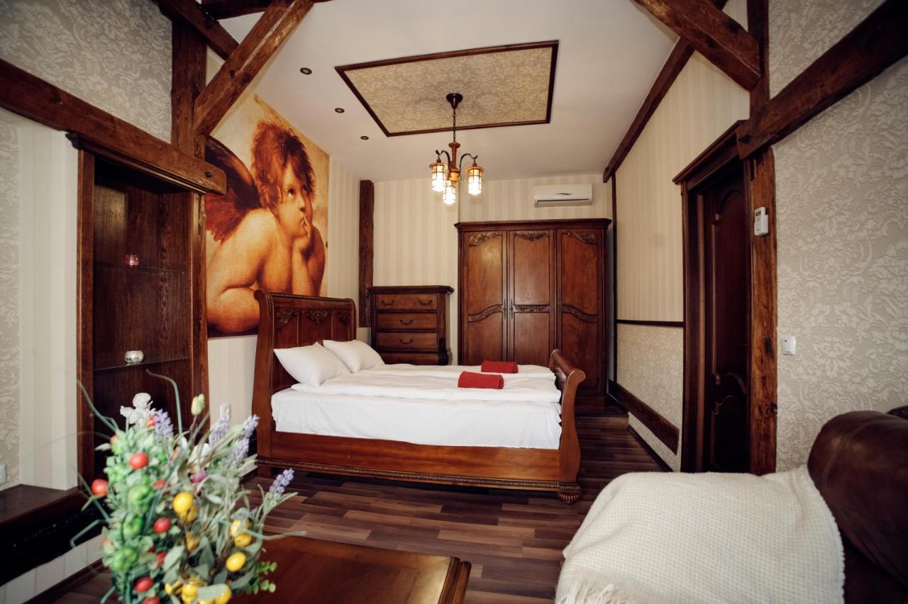 The Spirit Of Lviv In The Apartments Экстерьер фото